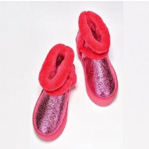 ROBBIN GIRL PLATFORM BOOTS w FUR *OFFERS WELCOMED🌷